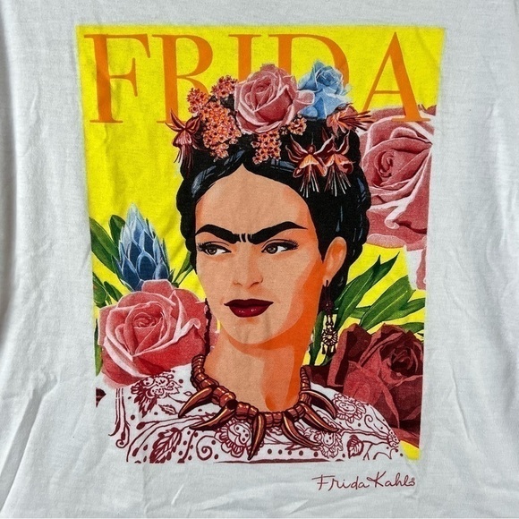 Frida Kahlo Graphic Short Sleeve Tee Shirt Large EUC - Picture 3 of 5